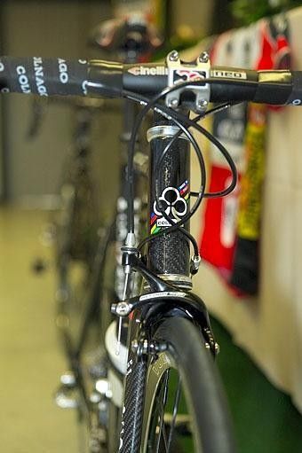 The unmistakable three-leaf clover adorns the C-50's headtube.