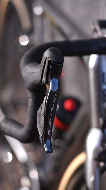 The riders have the option of Shimano Dura Ace 9000 or 9100 brakes