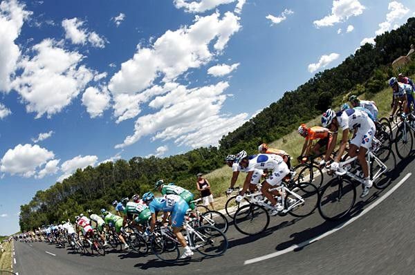 The riders enjoyed perfect weather with temperatures getting up into the 30s Celsius.