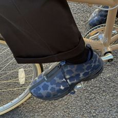 An image of @poppyalmond wearing one of the biggest trainer trends for 2026. 