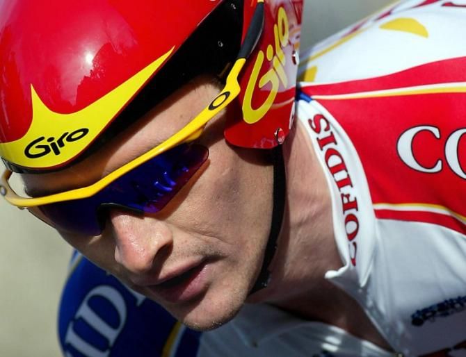 Andrei Kivilev started the 2003 Paris-Nice but a crash on stage 2 left him in a critical condition. He tragically died the following day