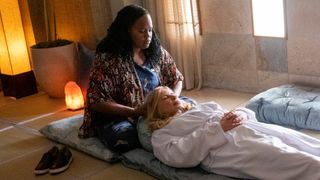 Natasha Rothwell and Jennifer Coolidge in 'The White Lotus'