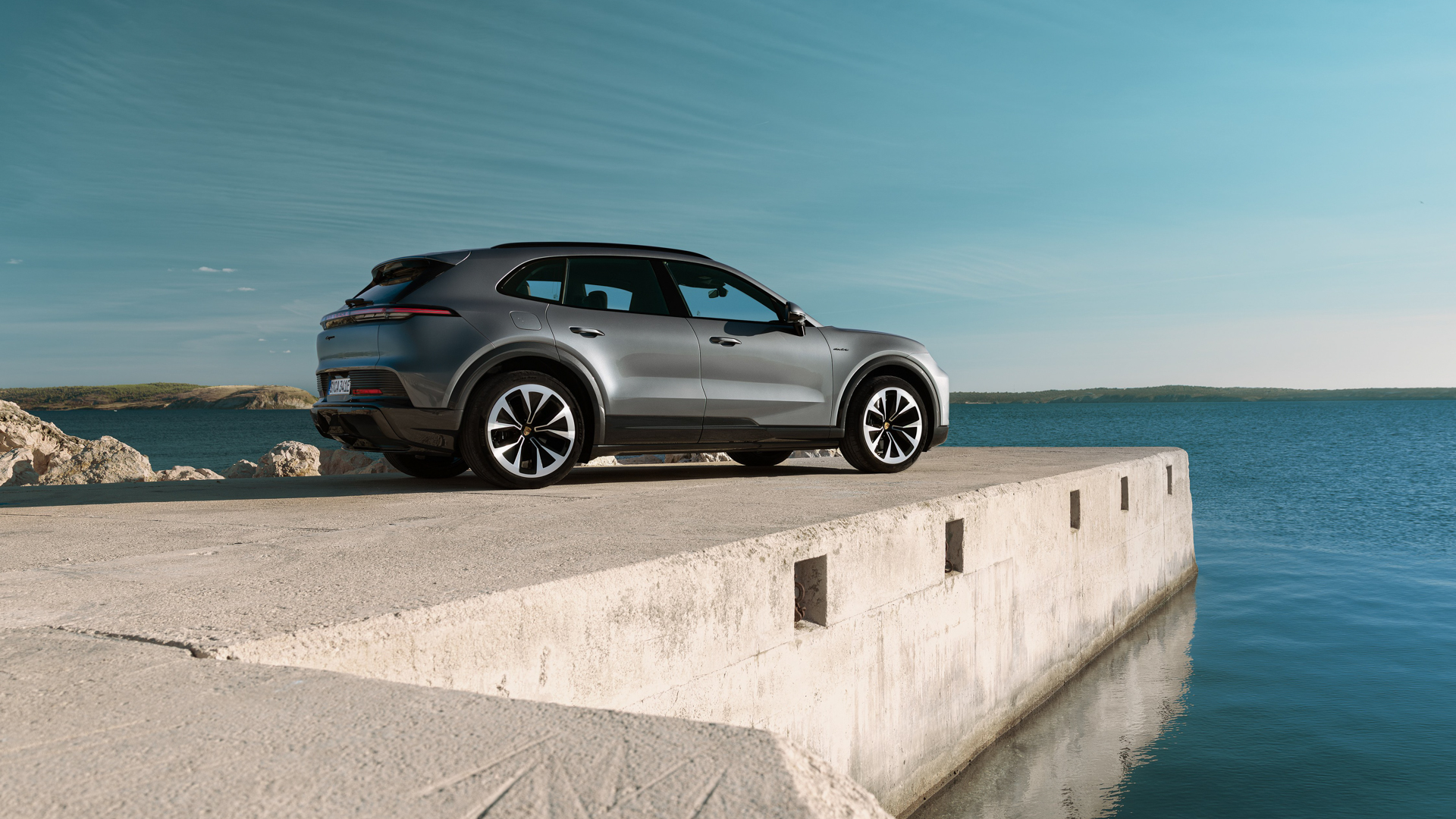 Porsche Cayenne Electric