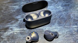 Jabra Elite 4 Active headphones and case