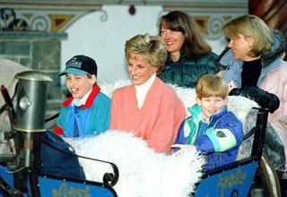 Royal family chair lift