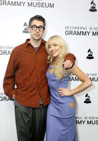 sabrina carpenter on the Grammy Museum red carpet