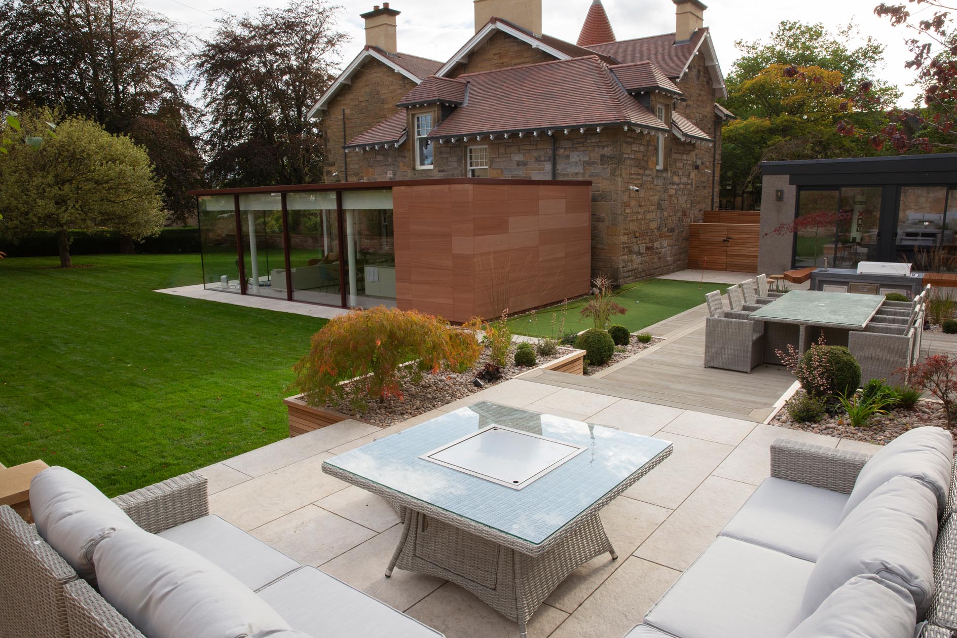 Garden design by Sue Douglas. Photo: Sheila Sim