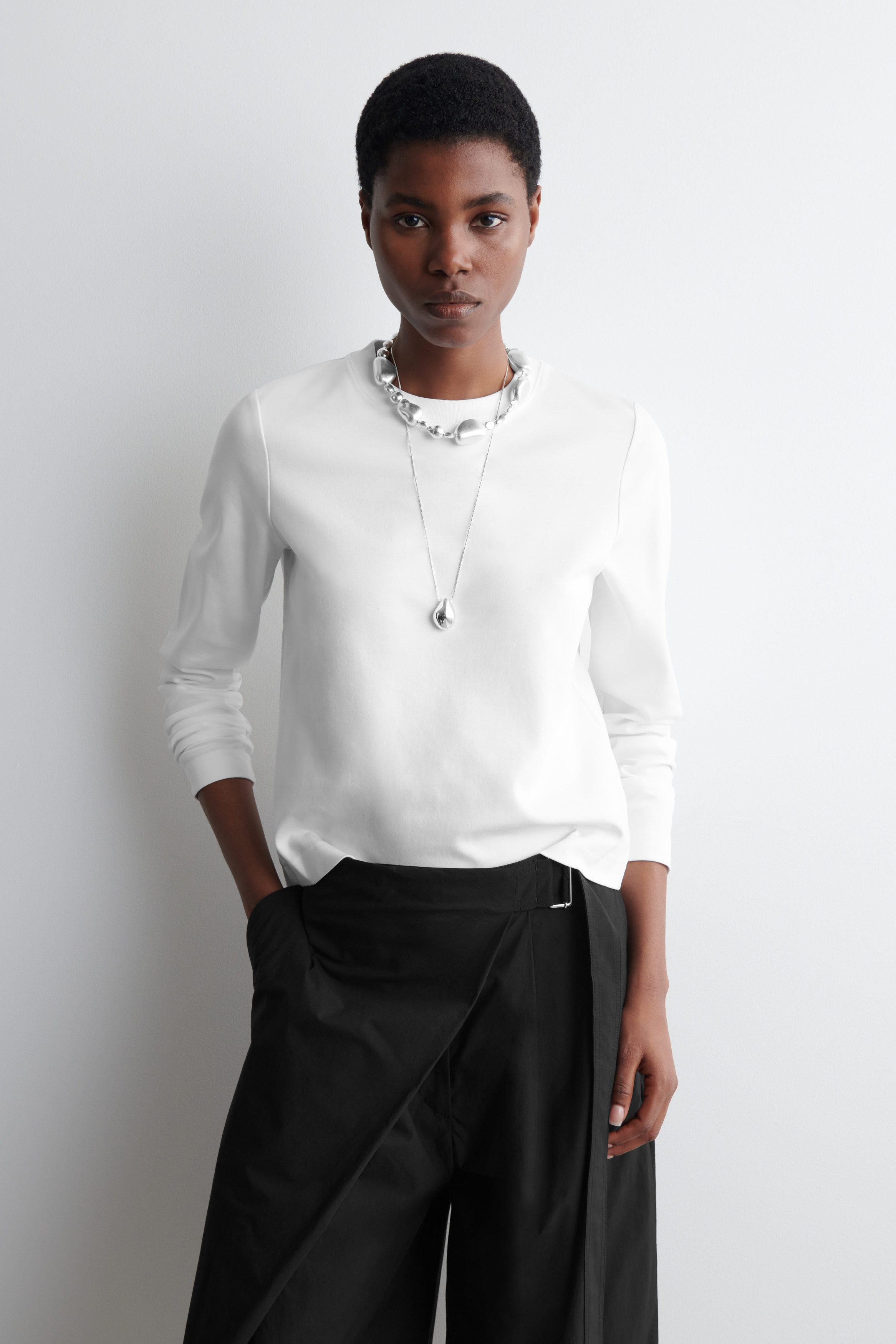 Clean Cut Regular Long-Sleeved T-Shirt