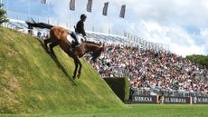 Shane Breen jumping down the Derby Bank on Can Ya Makan