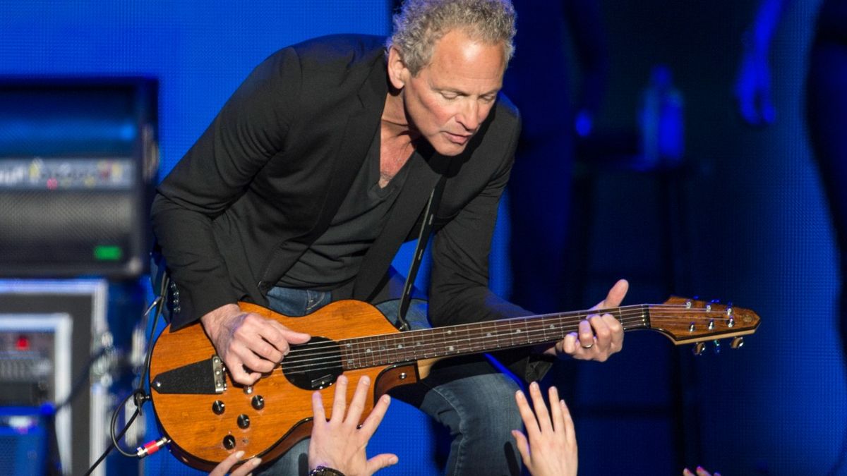 Lindsey Buckingham of Fleetwood Mac performs at Genting Arena on June 8, 2015 in Birmingham, United Kingdom 