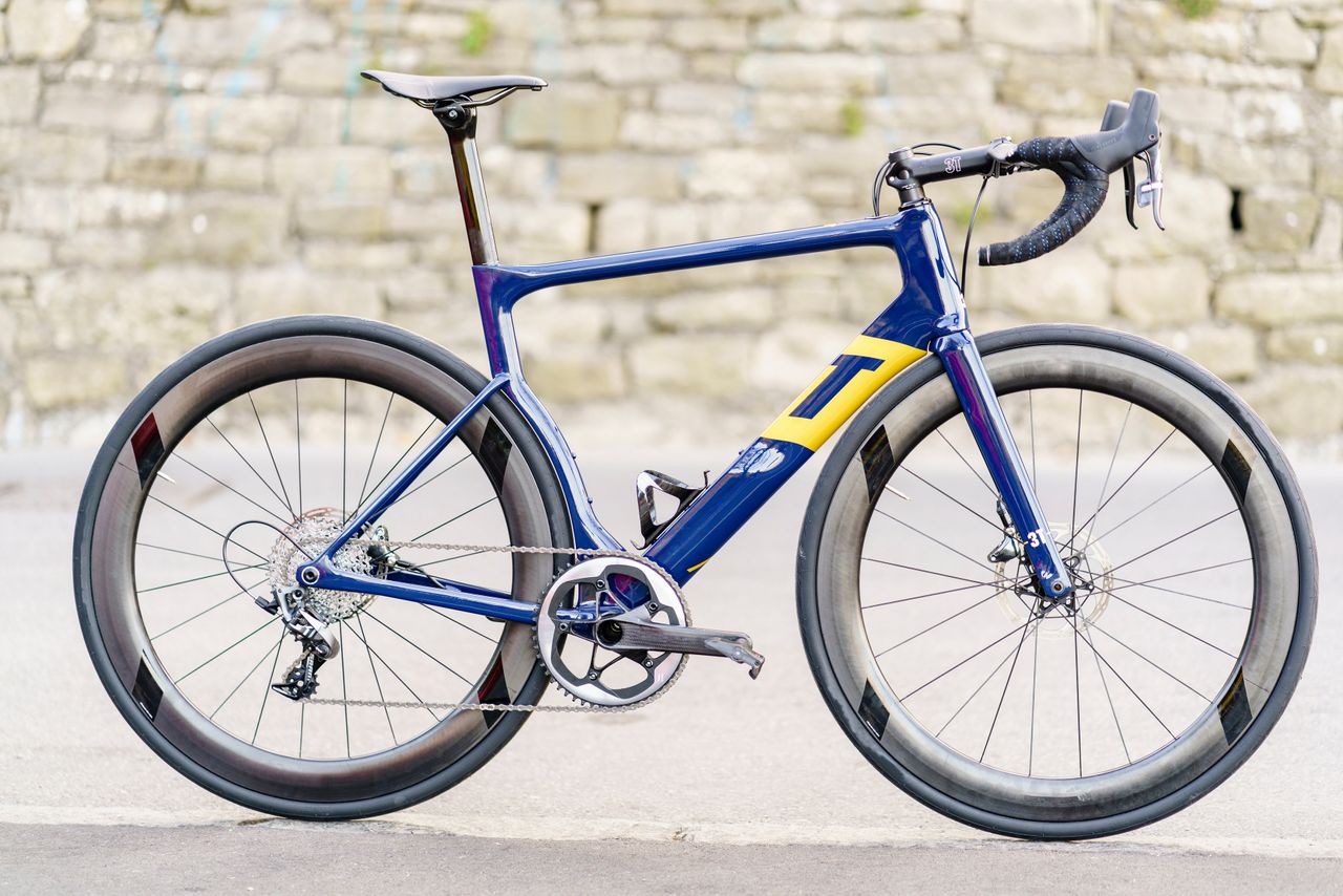 The Aqua Blue Sport 3T Strada with SRAM Force for the 2018 season