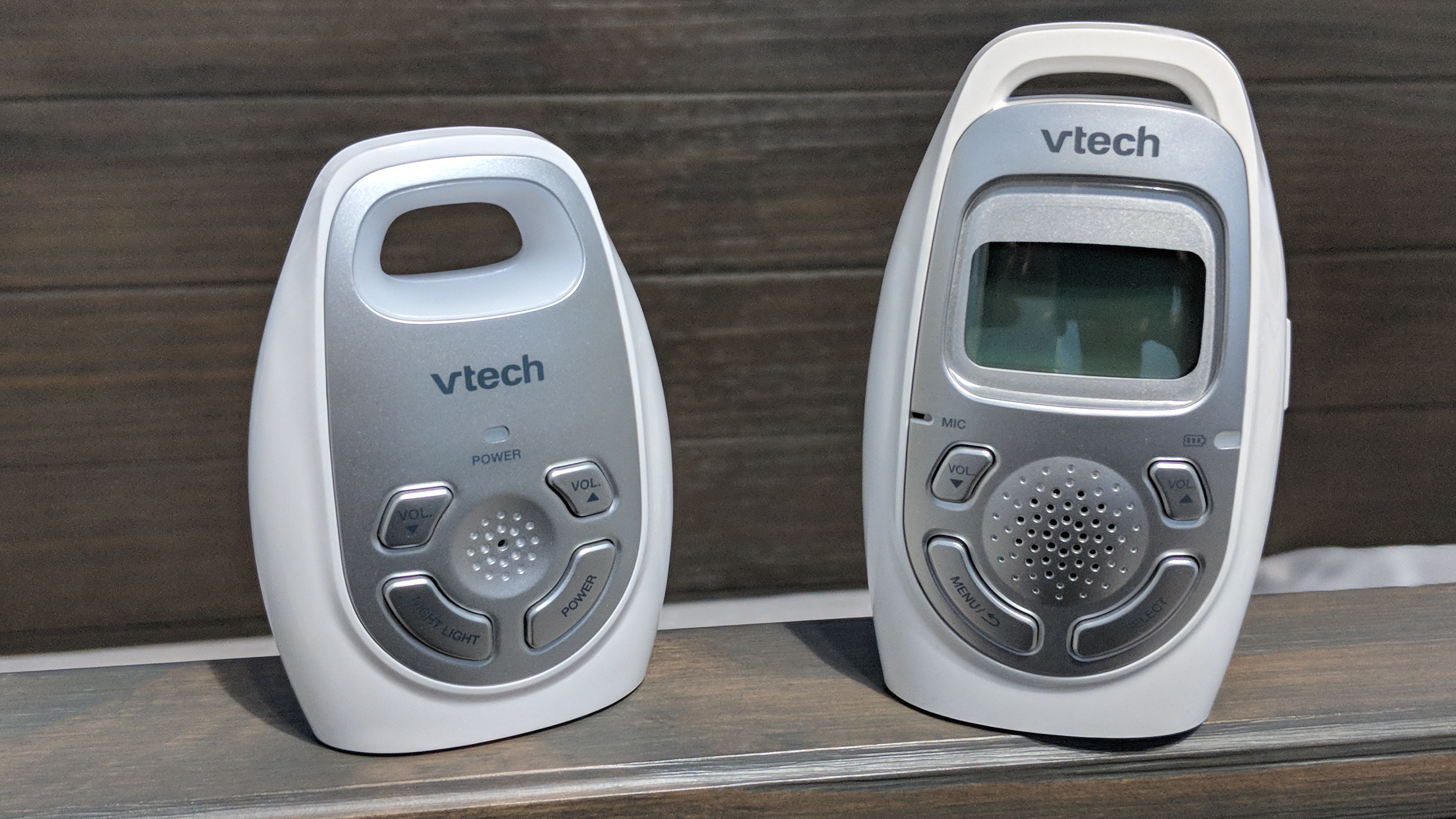 VTech DM223-2 Audio Baby Monitor with Two Parent Units Up to 1,000 ft of Range 