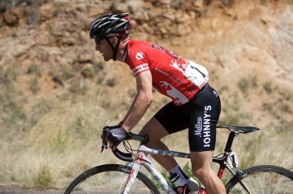 Levi Leipheimer (Mellow Johnny's) looked very comfortable in his leader's jersey.