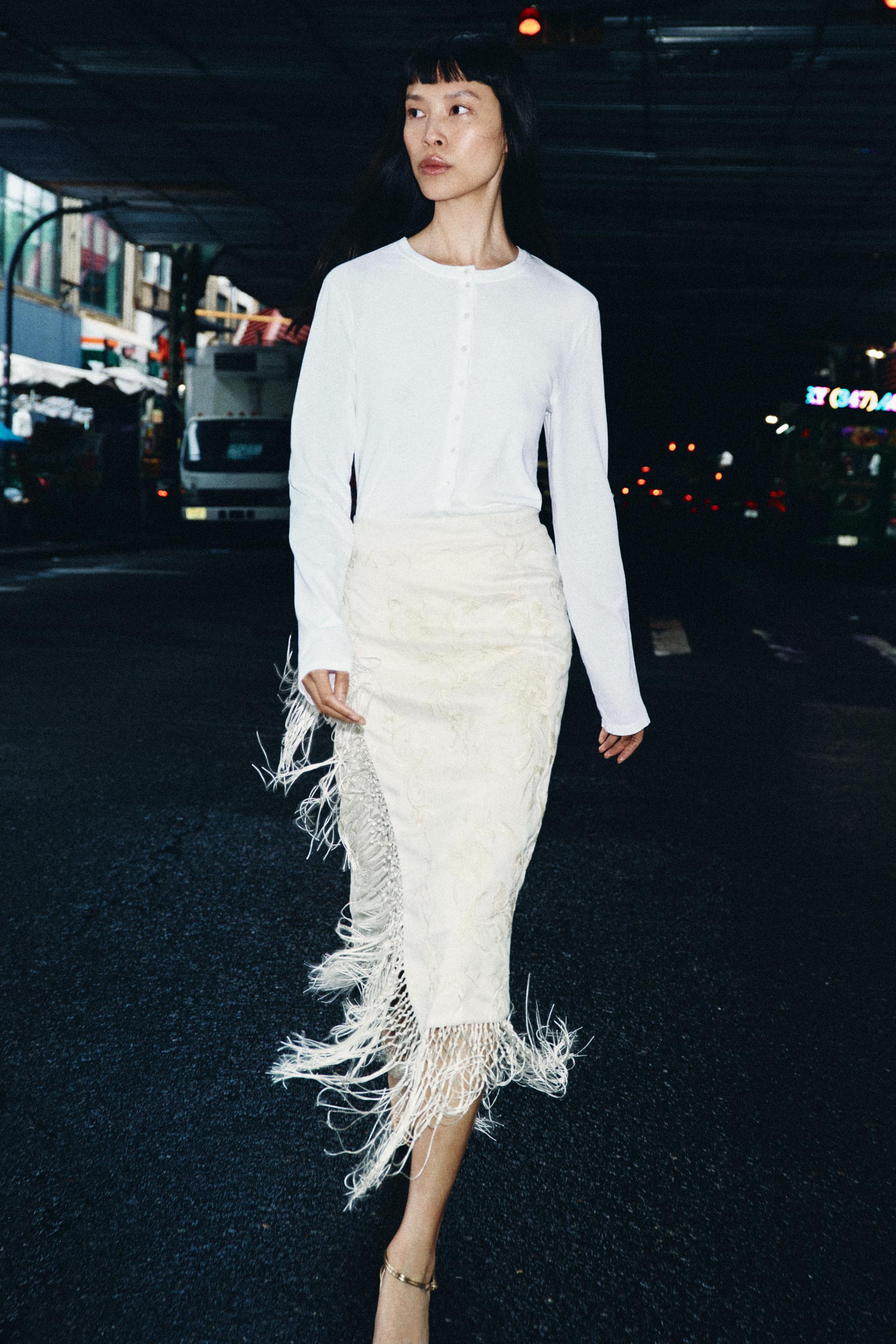 100% Linen Embroidered Midi Skirt Zw Collection