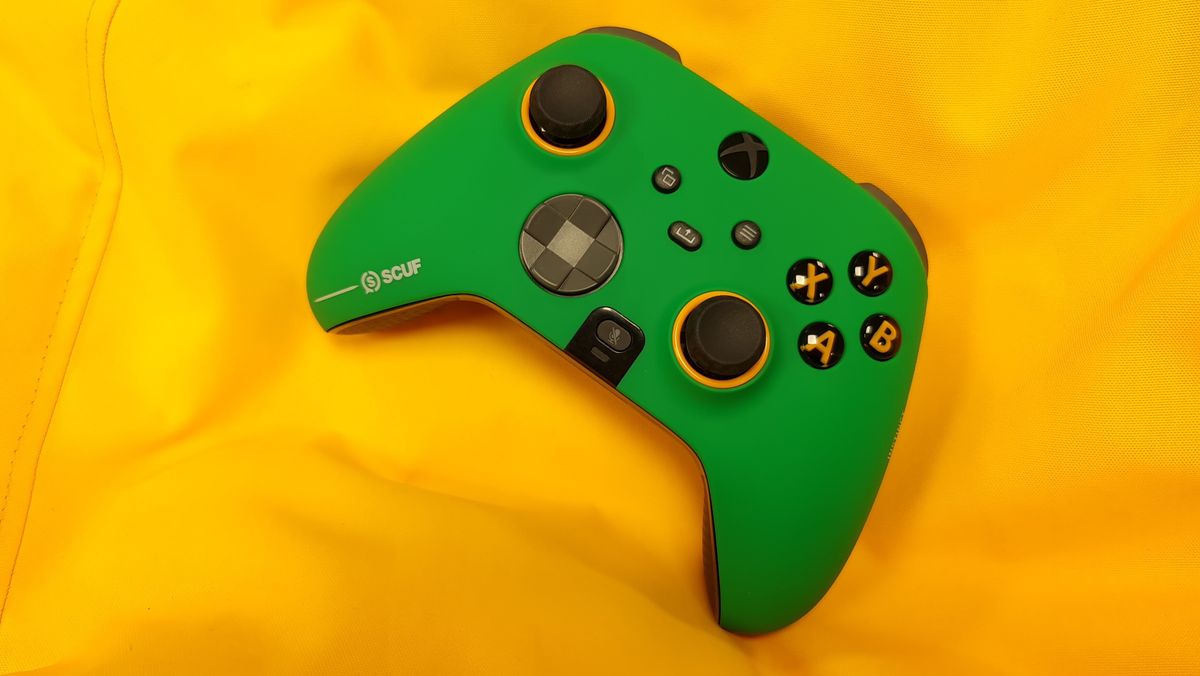 Scuf's Instinct has more pop, but fewer features, than the Xbox