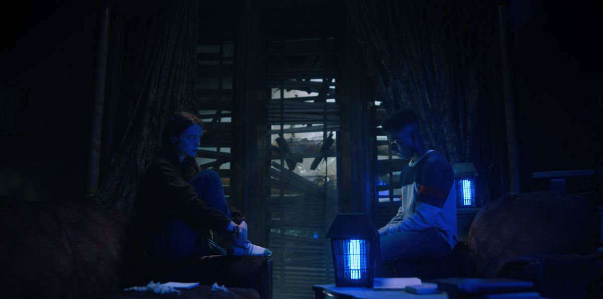Sadie Sink (as Max) and Caleb McLaughlin (as Lucas) in a press image for Stranger Things 4
