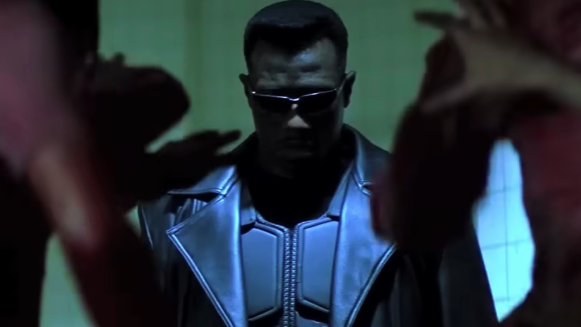 Vampires making way for Wesley Snipes in Blade
