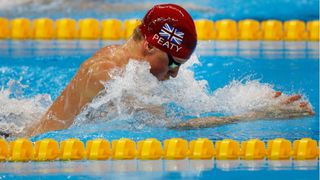 Adam Peaty beim Schwimmen bei den Olympischen Spielen