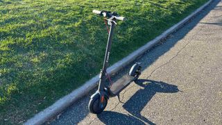 NAVEE V40 Pro Electric Scooter