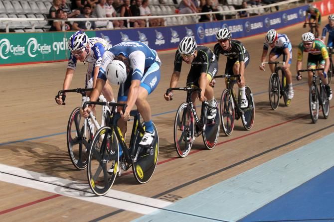 U19 Men's scratch race came down to a photo finish