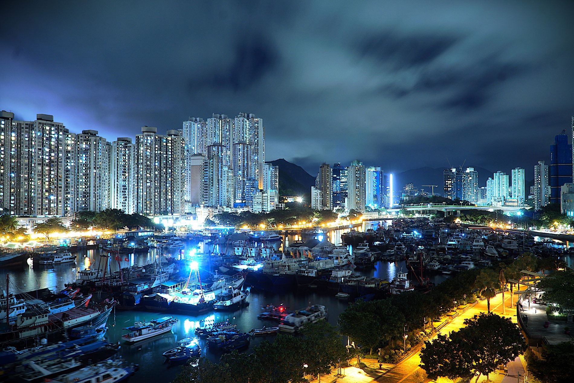 Gurushots - Night Photography