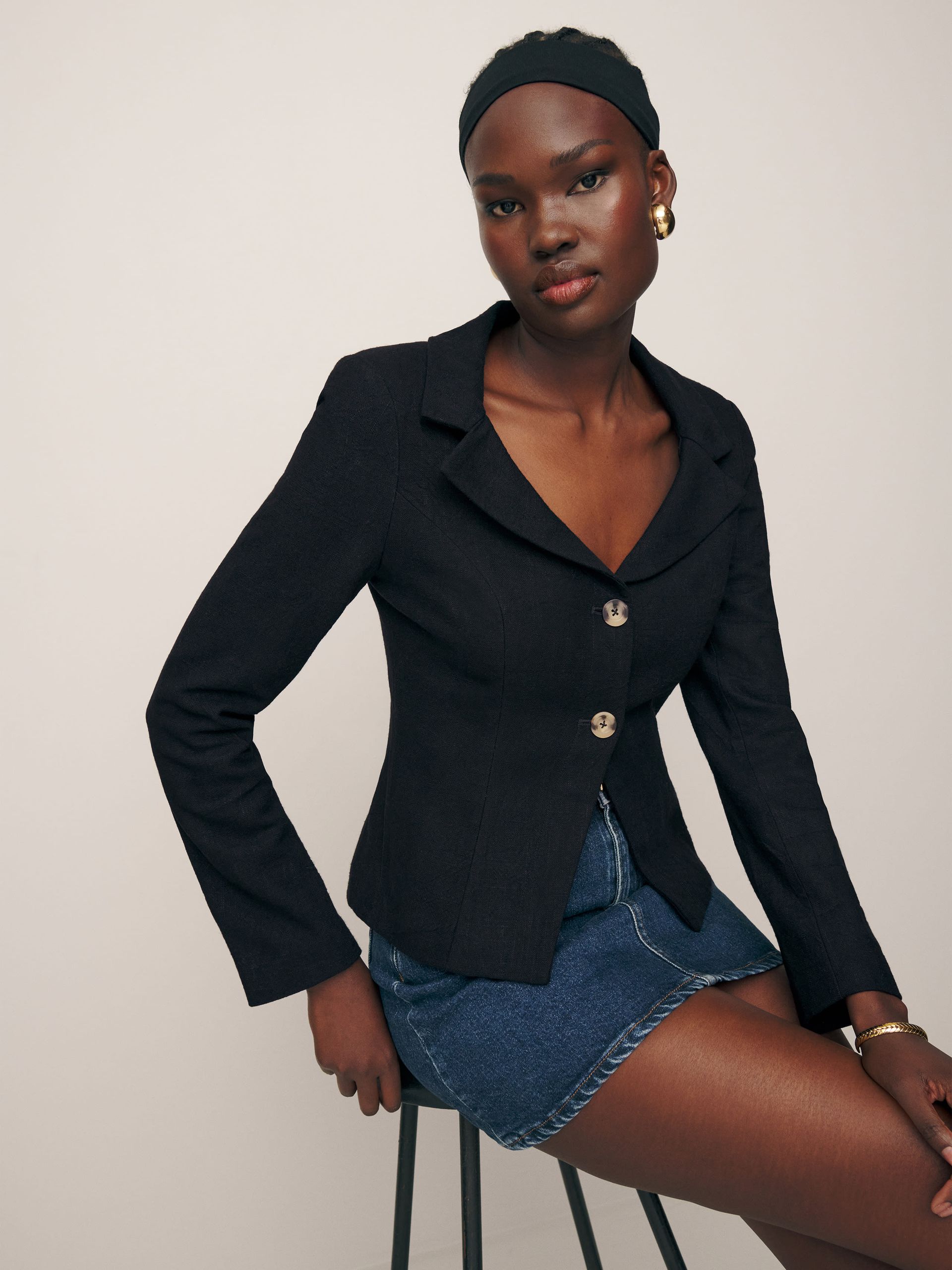 missing-image تسوق من بين 32 اختيارات للأزياء الإصلاحية لفصل الربيع من محررينا