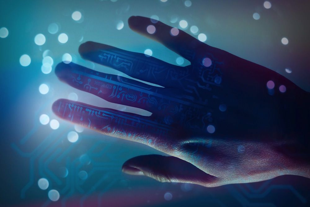 Paralyzed Man Can 'Feel' Again with BrainConnected Prosthetic Hand