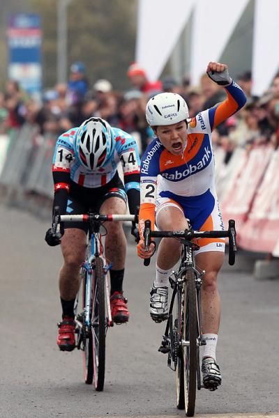 The thrill of victory for Sanne van Paassen and the agony of defeat for Katie Compton.