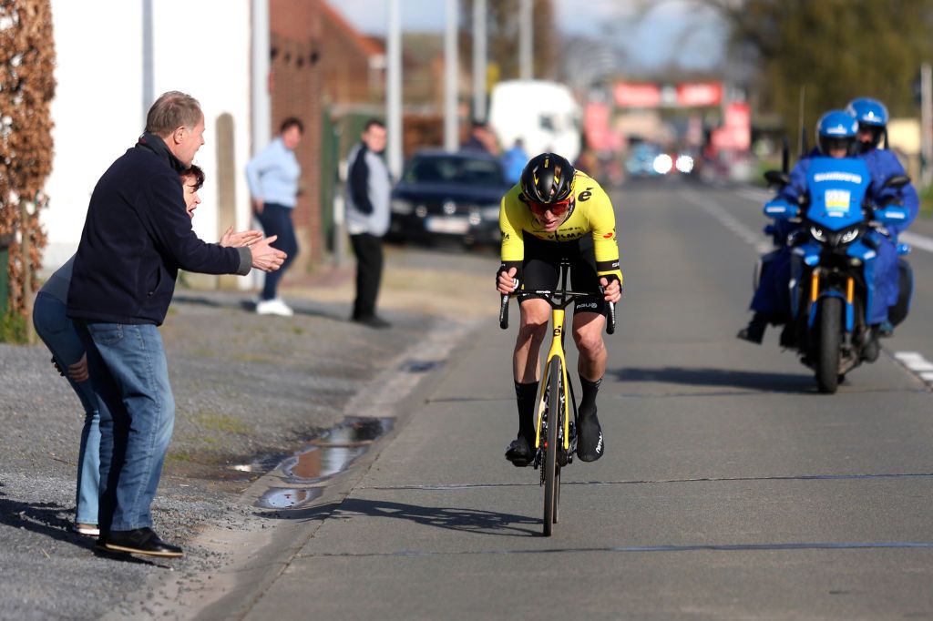 WAREGEM, BELGIUM - MARCH 27 : during the UCI World Tour Flanders Classics 78th Dwars door Vlaanderen, a cycling race with start in Roeselare and finish in Waregem on March 27, 2024 in Waregem, Belgium, 27/03/2024 ( Motordriver Kenny Verfaillie - Photo by Tomas Sisk / Photo News