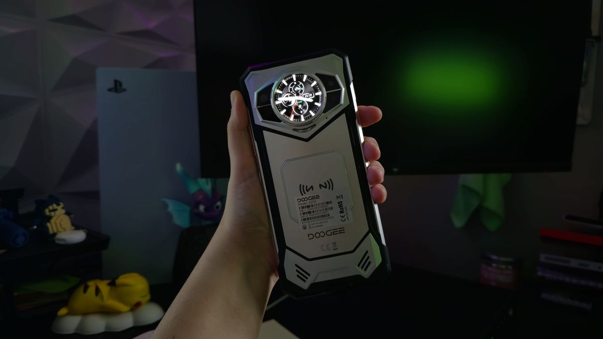 Doogee S200 hands-on