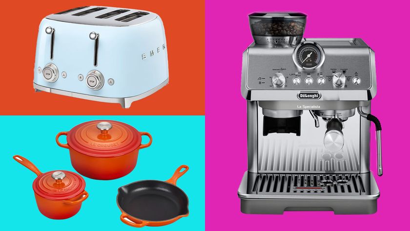 Smeg toaster, Le Creuset set and D&#039;Longhi espresso machine
