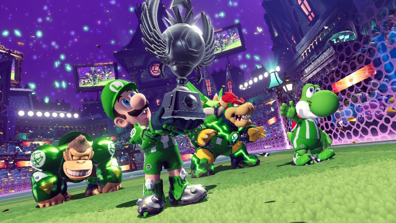 Luigi lifts trophy in Mario Strikers: Battle League