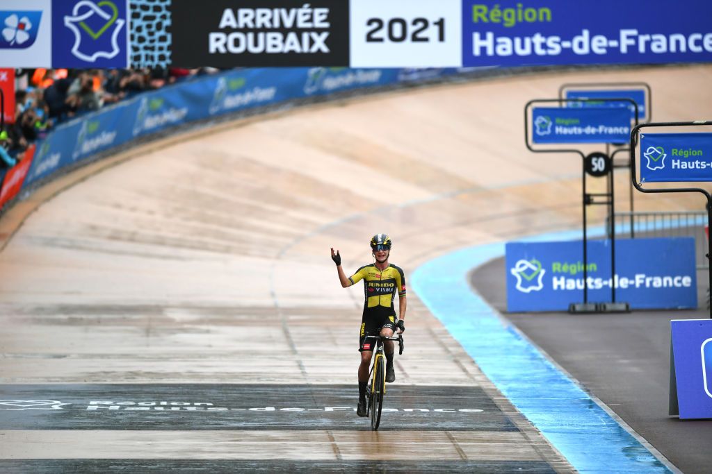 ROUBAIX FRANCE OCTOBER 02 Marianne Vos of Netherlands and Jumbo Visma Team crosses the finishing line on second place in the Roubaix Velodrome Vlodrome Andr Ptrieux during the 1st ParisRoubaix 2021 Womens Elite a 1164km race from Denain to Roubaix ParisRoubaixFemmes ParisRoubaix on October 02 2021 in Roubaix France Photo by Tim de WaeleGetty Images