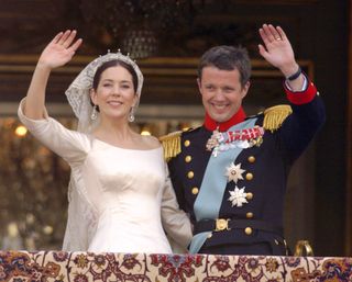 Queen Mary on her wedding day in 2004