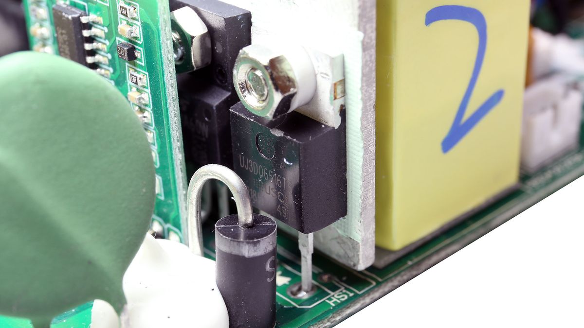 SilverStone SX750