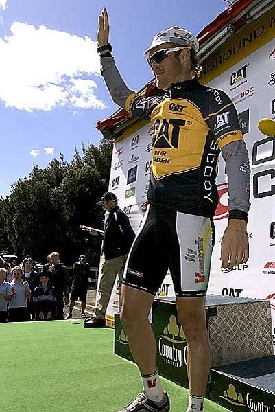 Bernard Sulzberger (Fly V Australia) from Tasmania remains in the tour lead after six stages.