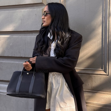 Woman posing with sun glasses