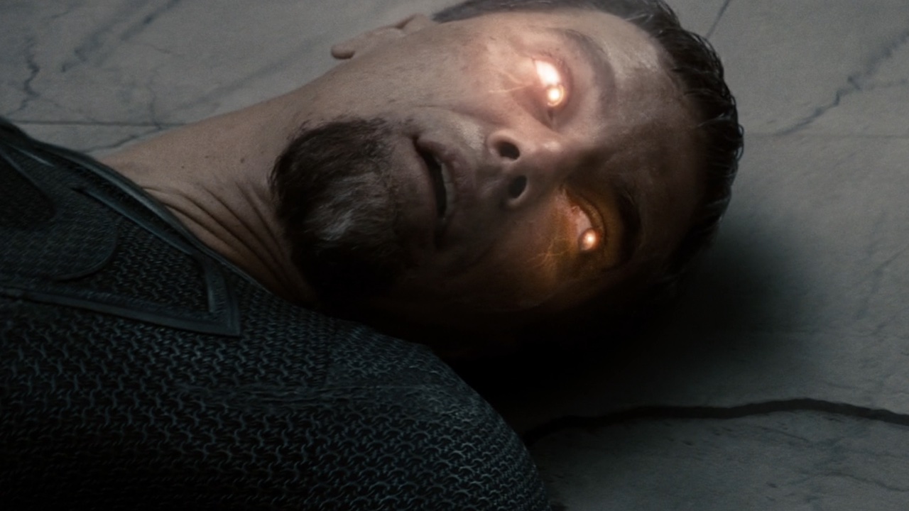 Zod&#039;s dead body after getting his neck cracked by Superman in Man of Steel