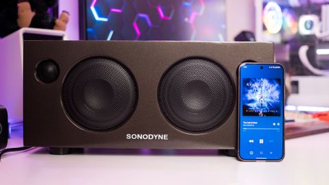 Sonodyne Malhar with Pixel 9 Pro XL connected