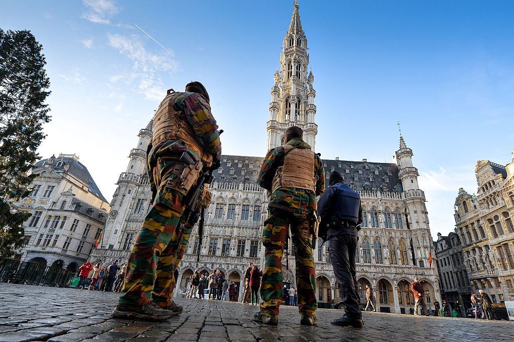 Soldiers and police patrol on Brussels&amp;#039; Grand Place