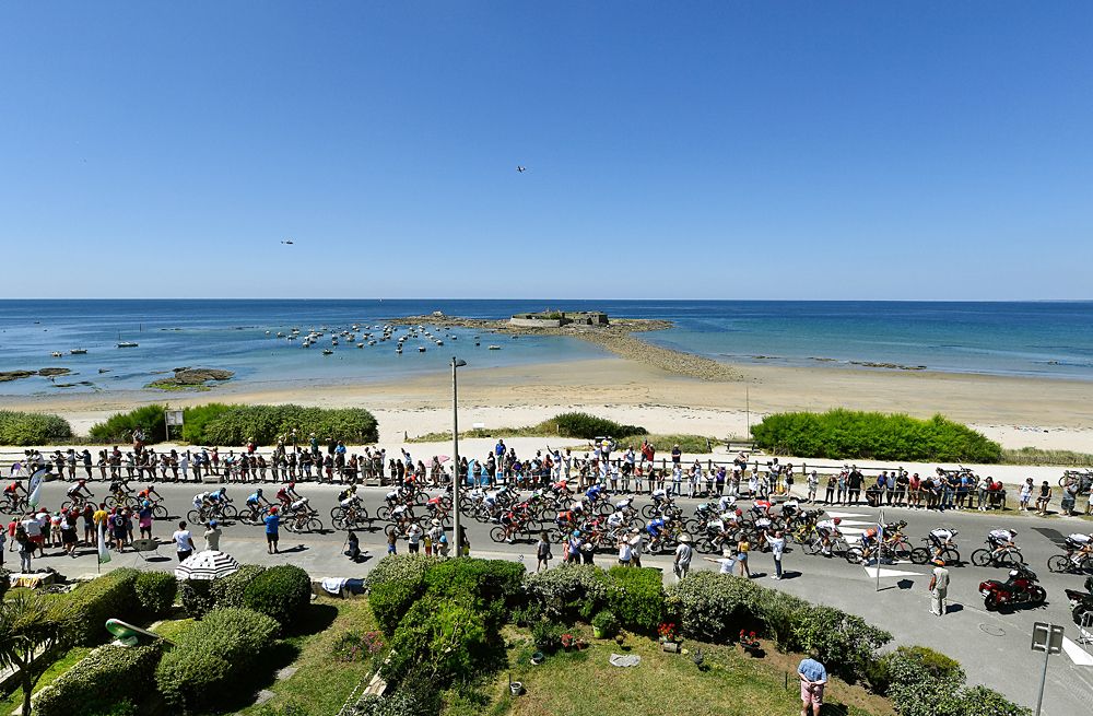 The peloton during stage 5 at the Tour de France