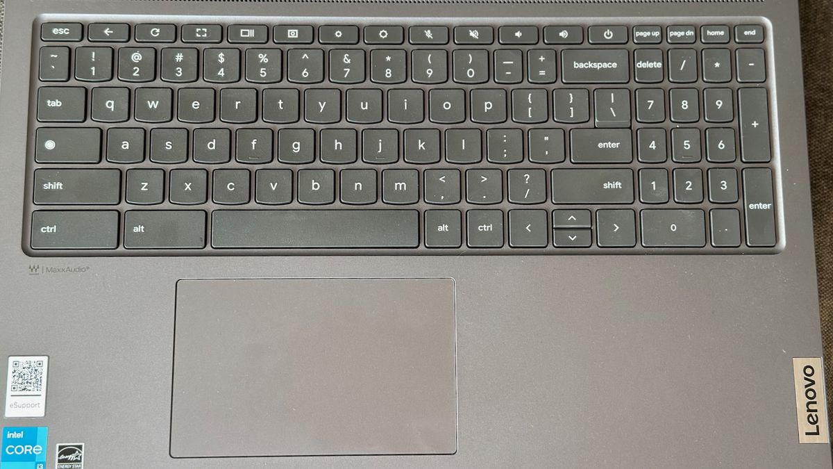 The Lenovo 5i Chromebook (16-inch) keyboard.