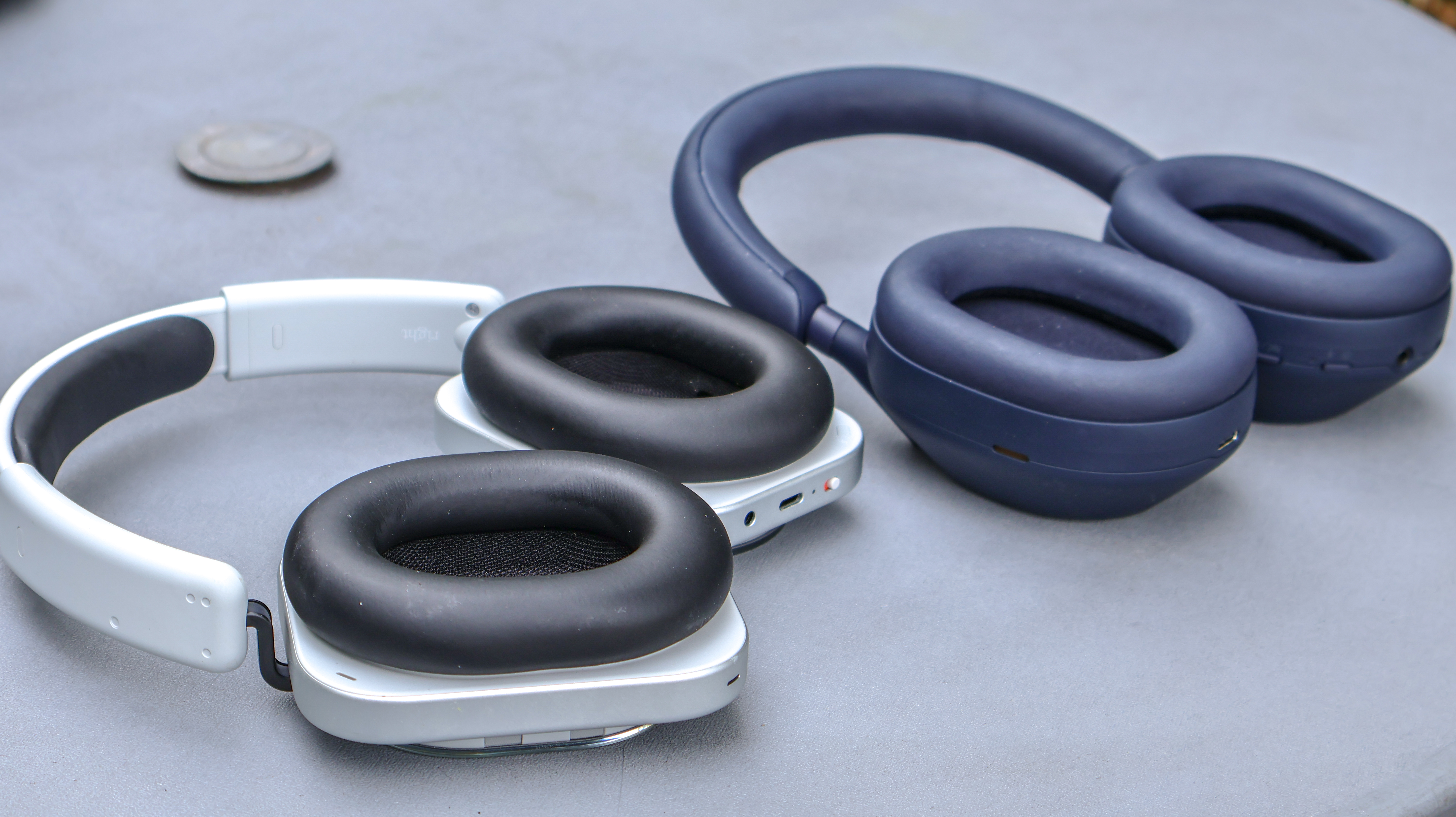 Nothing Headphone (1) vs Sony WH-1000XM5