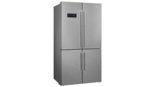 Smeg FQ60XDF on white background