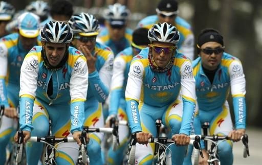 Alberto Contador sets tempo for his Astana teammates.