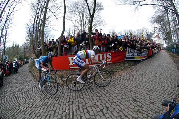 Boonen leads Hoste on the Muur