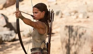 Tomb Raider Alicia Vikander Lara Croft draws her bow