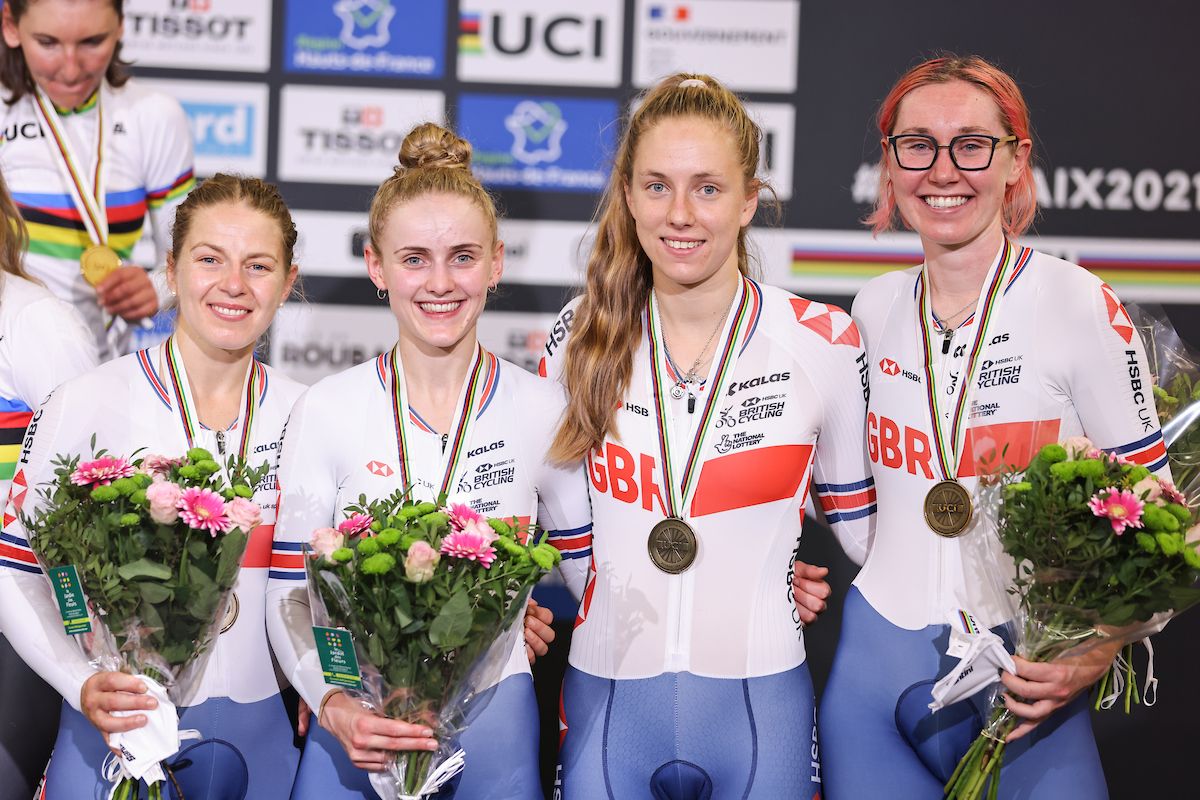 Picture by Simon Wilkinson/SWpix.com - 21/10/2021 - Cycling - Tissot 2021 UCI Track Cycling World Championships - Women&acirc;s Team Pursuit - Stab Velodrome, Roubaix, France - Katie Archibald, Megan Barker, Neah Evans and Josie Knight of Great Britain (Bronze) on the Women&acirc;s Team Pursuit podium