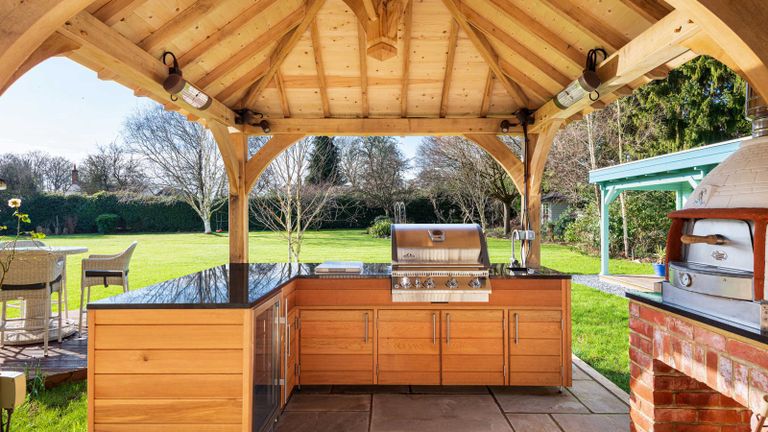 Bbq Shelter Ideas 10 Covered Cooking, Wooden Canopy Porch Kitchen Ideas
