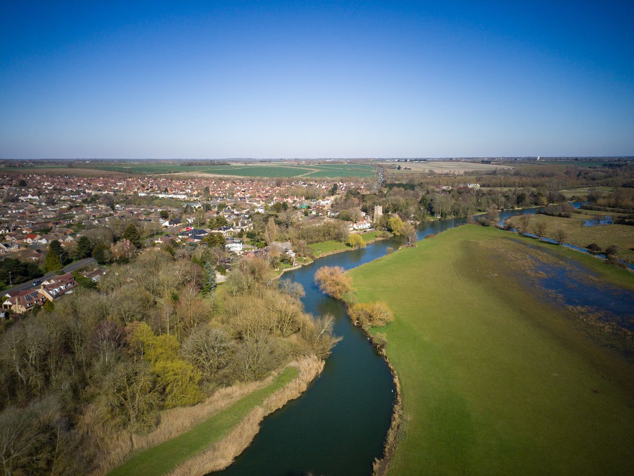 Photo of river taken with the Potensic Atom 2 drone